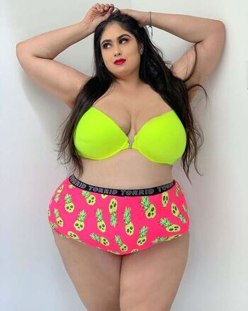 Full leaked Nikki apostolou private photo