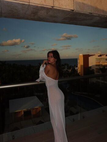 Full leaked Nikki elise private photo