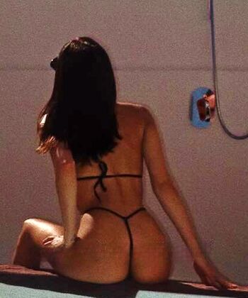 Full leaked Nikki elise private photo