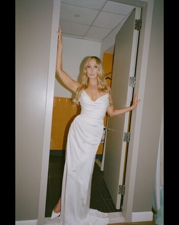 Full leaked Nikki glaser page private photo