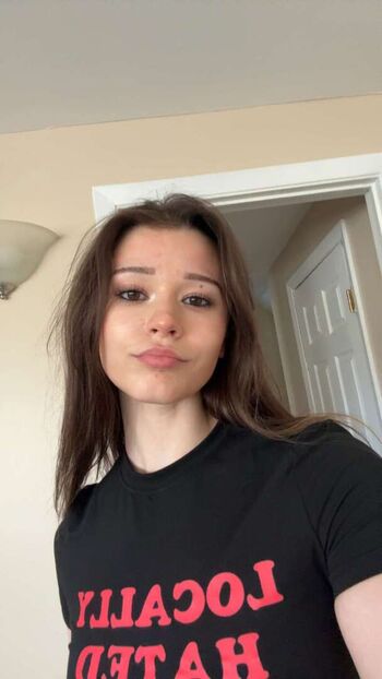 Nikki Woods