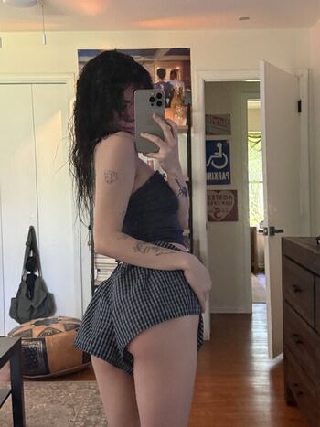 Full leaked Nikkiistar private photo
