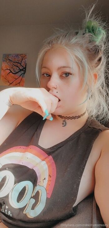 Full leaked Nikkimonstrosity page private photo