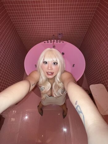 Full leaked Nikkiq private photo
