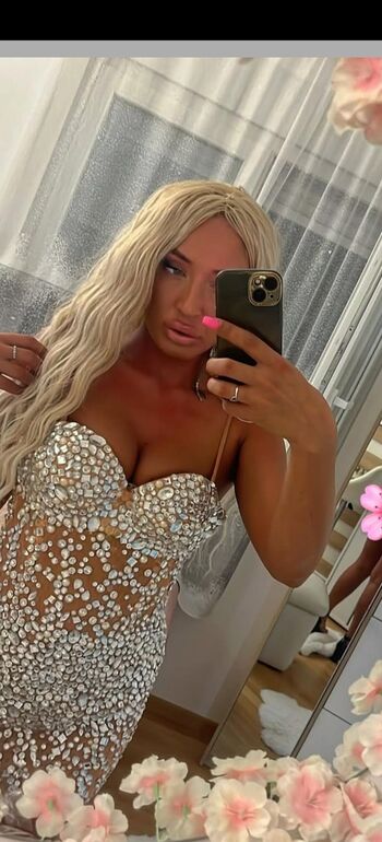 Full leaked Nilijke private photo