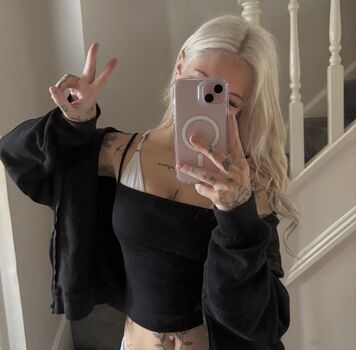 Full leaked Nillsessa private photo