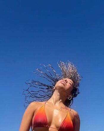 Nilufer Yanya