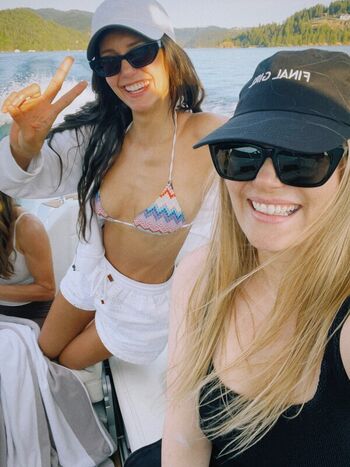 Full leaked Nina dobrev private photo