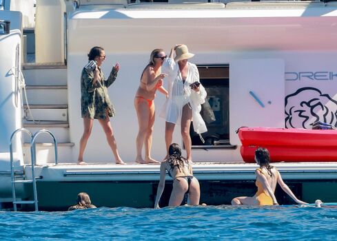 Full leaked Nina dobrev page private photo