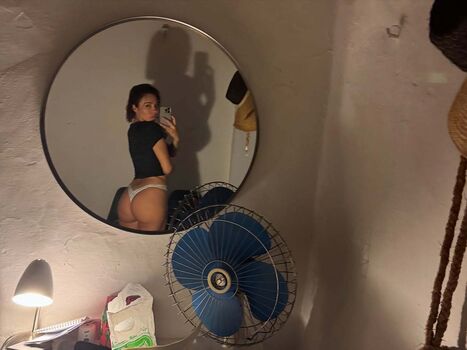 Full leaked Nina kraviz private photo