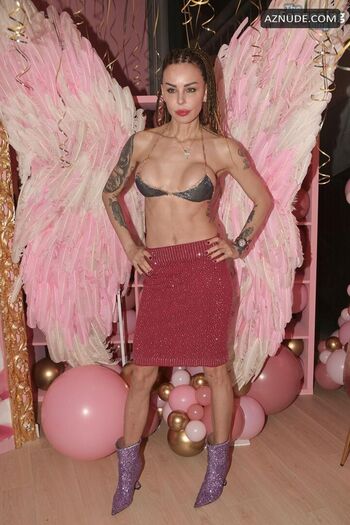 Full leaked Nina mori private photo
