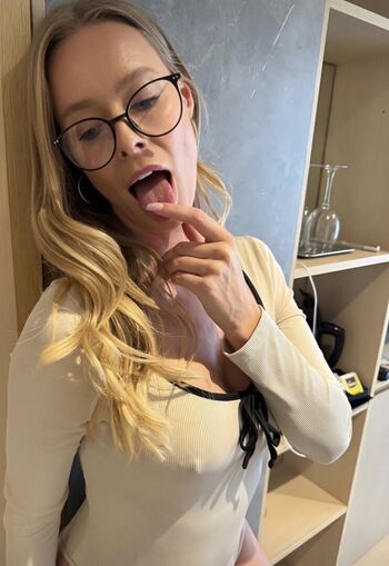 Full leaked Nina thomas private photo