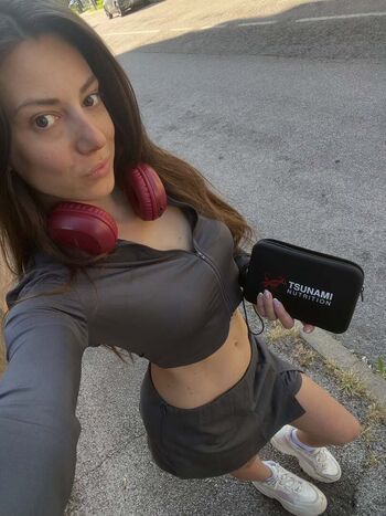 Full leaked Ninamissfit model private photo
