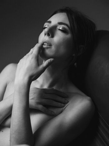 Full leaked Ninamissfit model private photo