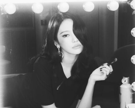 Full leaked Ningning aespa page private onlyfans photo