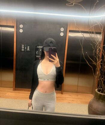 Full leaked Ningning aespa page private photo