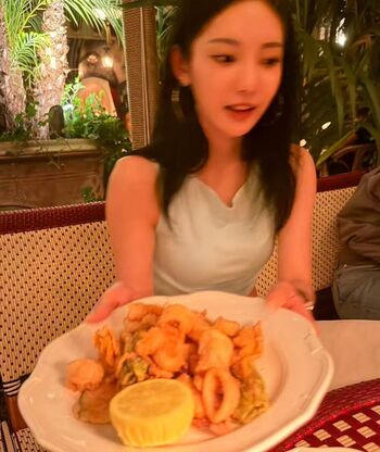 Full leaked Ningning aespa page private photo