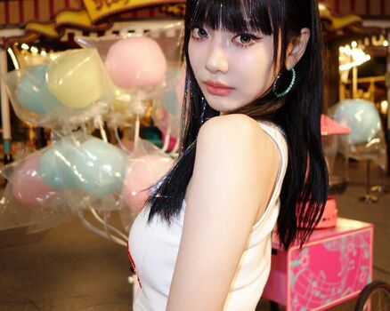 Full leaked Ningning aespa page private photo