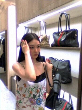 Full leaked Ningning aespa page private photo