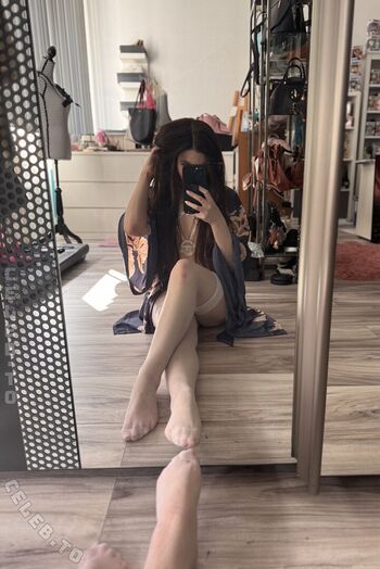 Full leaked Nini raven private onlyfans photo