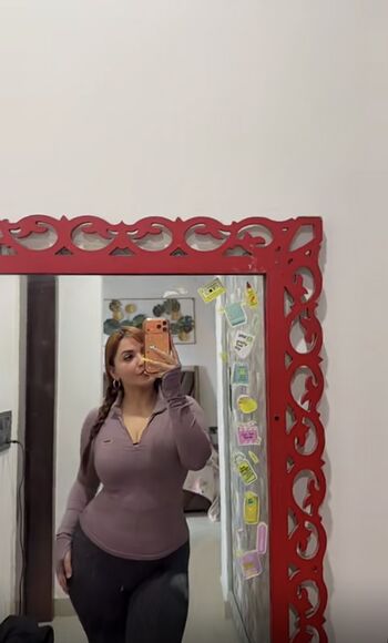 Full leaked Nishi tanwar private photo