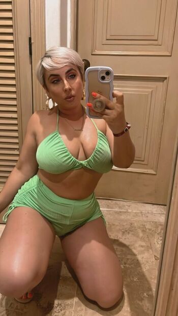 Full leaked Nitaaababyy private onlyfans photo