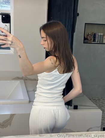 Full leaked Nnayetakk  page private onlyfans photo