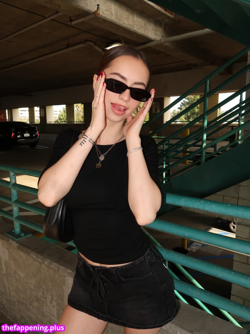 Katelyn Elizabeth / katelynelizabeth / nnayetakk Foto OnlyFans Nua #1056