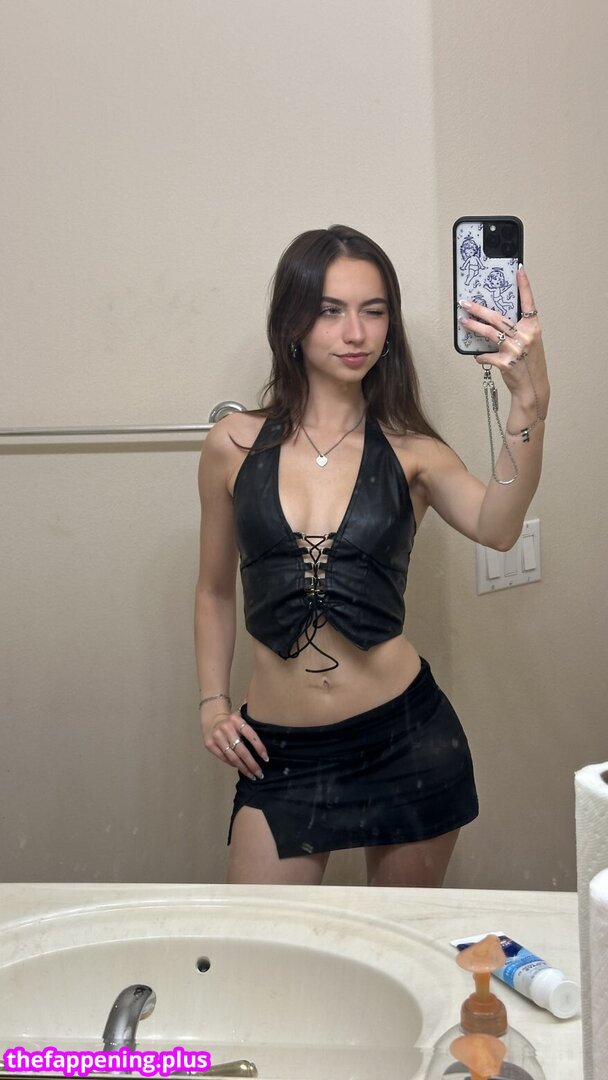 Katelyn Elizabeth / katelynelizabeth / nnayetakk Photo OnlyFans Nu #1306