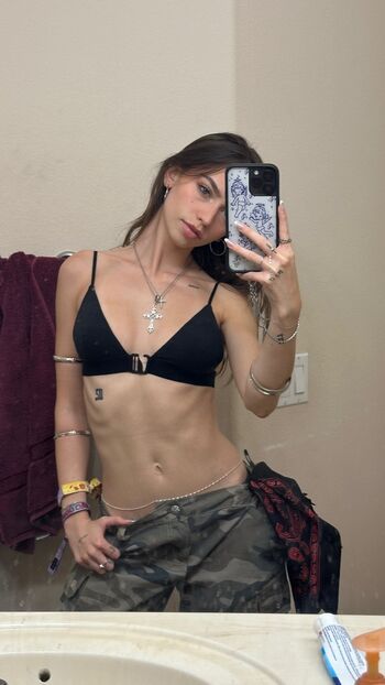 Full leaked Nnayetakk  page private onlyfans photo