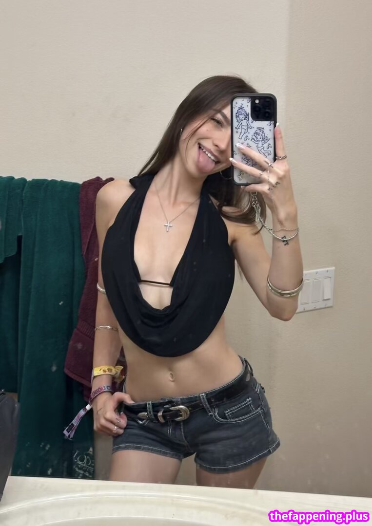 Katelyn Elizabeth / katelynelizabeth / nnayetakk नग्न OnlyFans फोटो #1403