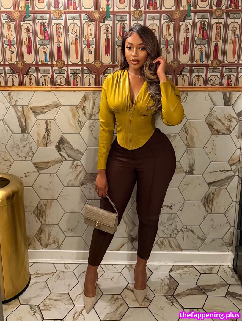 Nneka / https: / whoisnneka Çıplak OnlyFans Fotoğrafı #52