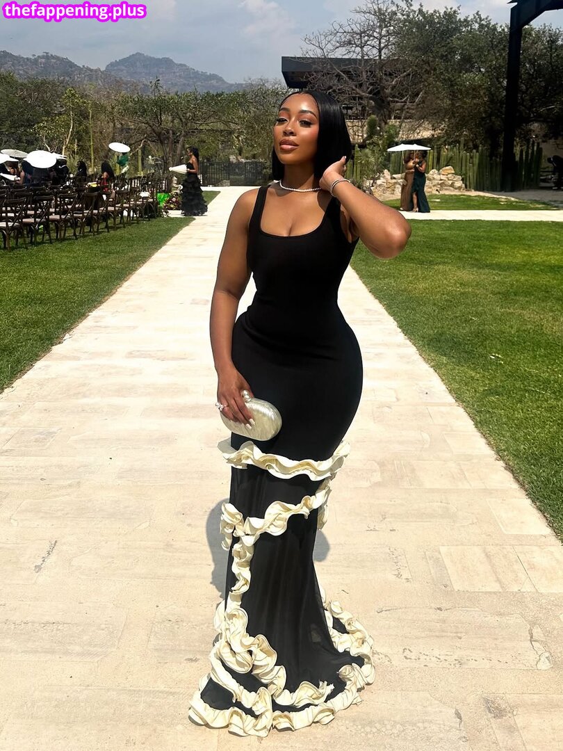 Nneka / https: / whoisnneka Photo OnlyFans Nu #65