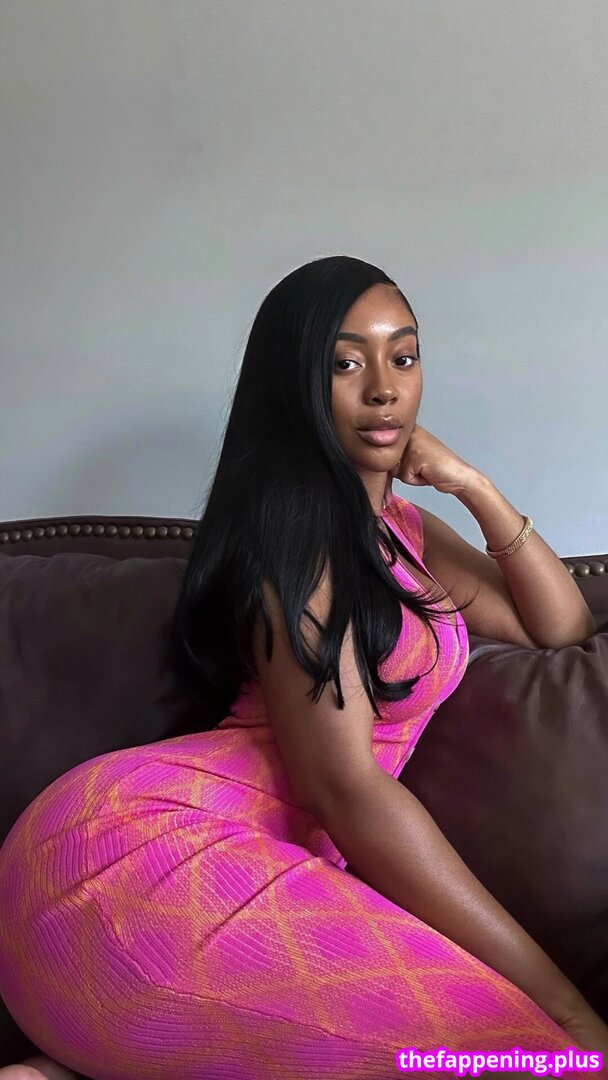Nneka / https: / whoisnneka Fotografie OnlyFans Dezbrăcată #77