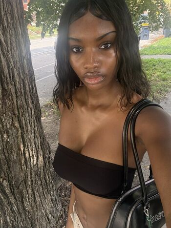 Full leaked No tattoos private photo
