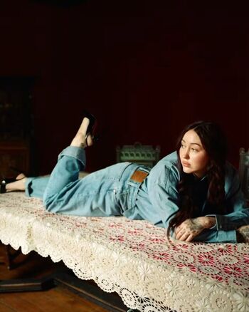 Full leaked Noah cyrus page private photo