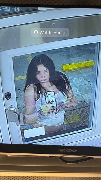 Full leaked Noah cyrus page private photo