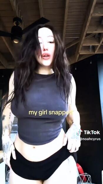 Full leaked Noah cyrus private photo