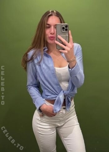 Full leaked Noelle puchinger private photo