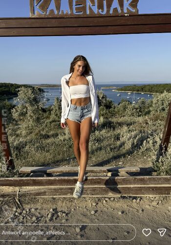 Full leaked Noelle puchinger private photo