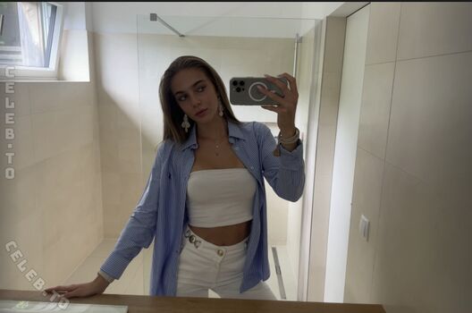 Full leaked Noelle puchinger private photo