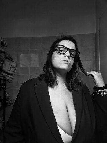 Full leaked Noemi private photo