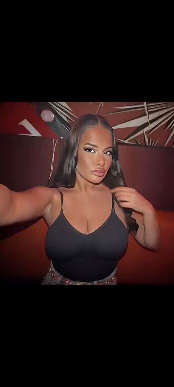 Full leaked Noemiesbtt private photo