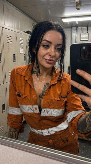 Full leaked Nola grey private onlyfans photo