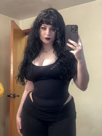 Full leaked Noodlexgoddess private onlyfans photo