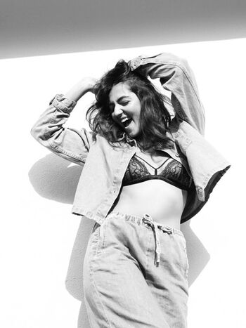 Full leaked Noor matharu private onlyfans photo