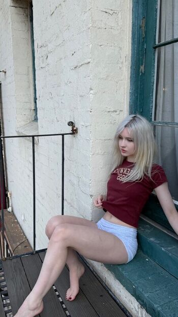 Full leaked Norafawn private photo