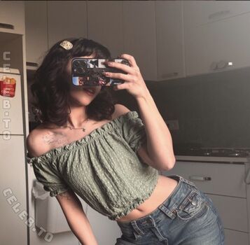Full leaked Notaysea page private photo