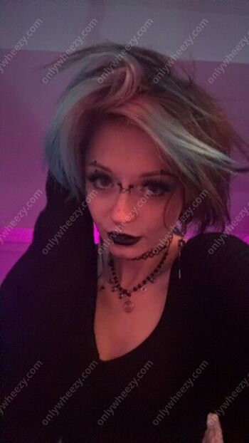 Full leaked Noteasybeinwheezy private photo