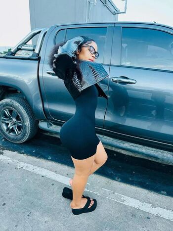 Full leaked Nothabo ndlovu page private onlyfans photo